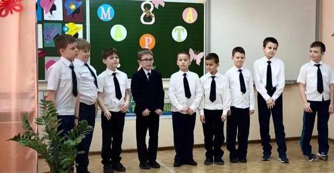 �������